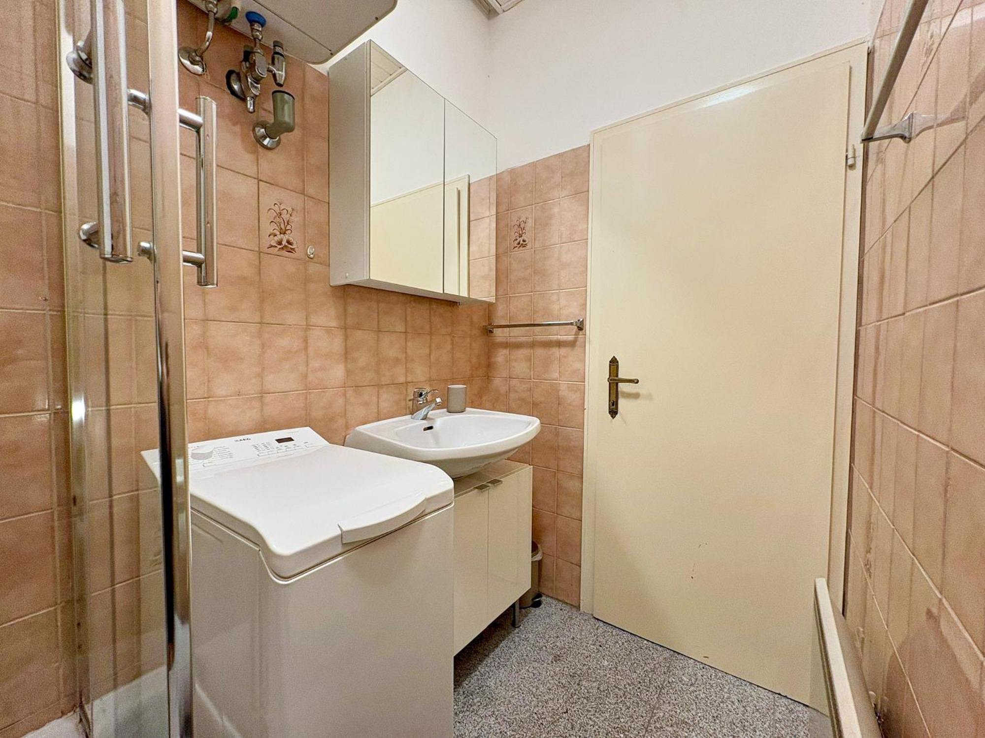 Апартаменты Spacious And Near Metro I Close To Parks I Akh Вена Экстерьер фото