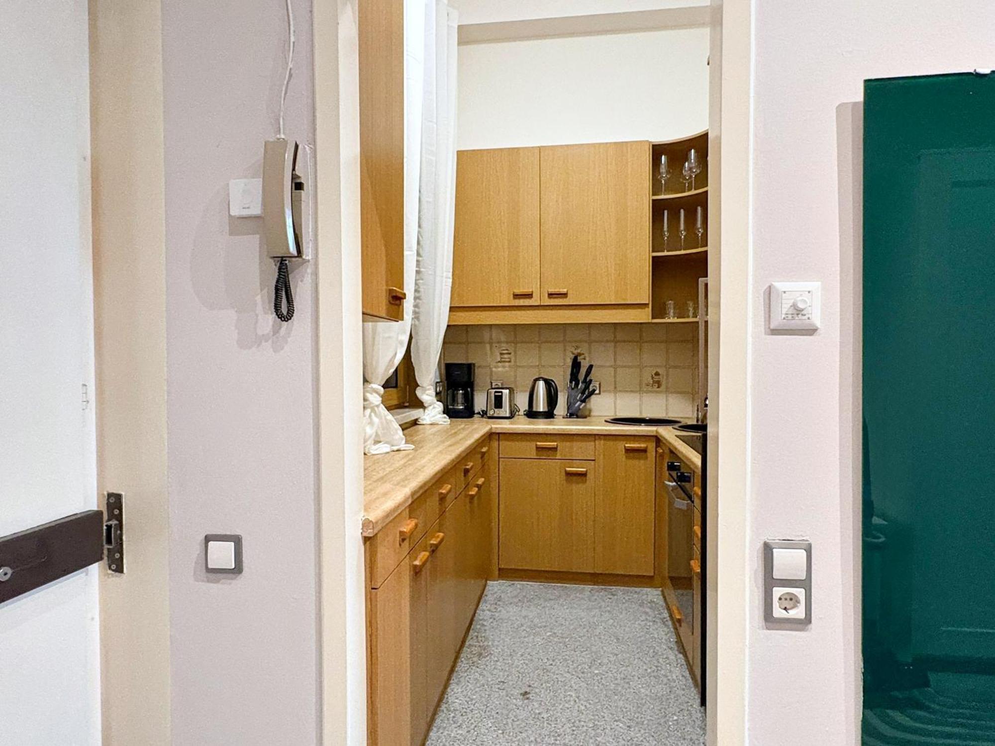 Апартаменты Spacious And Near Metro I Close To Parks I Akh Вена Экстерьер фото