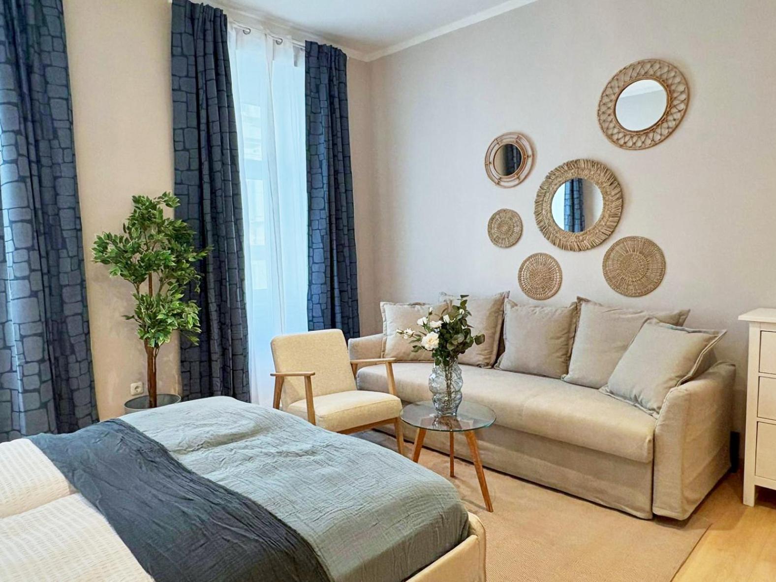 Апартаменты Spacious And Near Metro I Close To Parks I Akh Вена Экстерьер фото